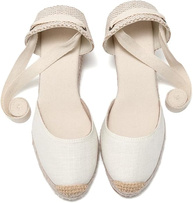 White Canvas-2.5\