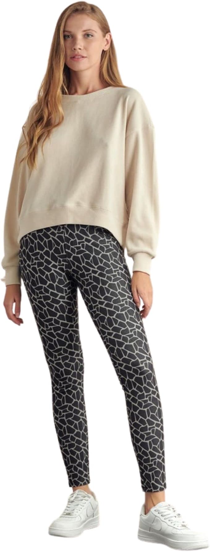 Giraffe Black