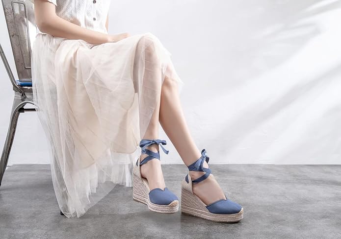 Blue Canvas-3\