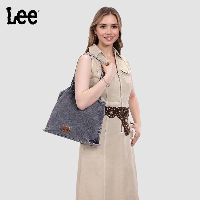 Lee-black