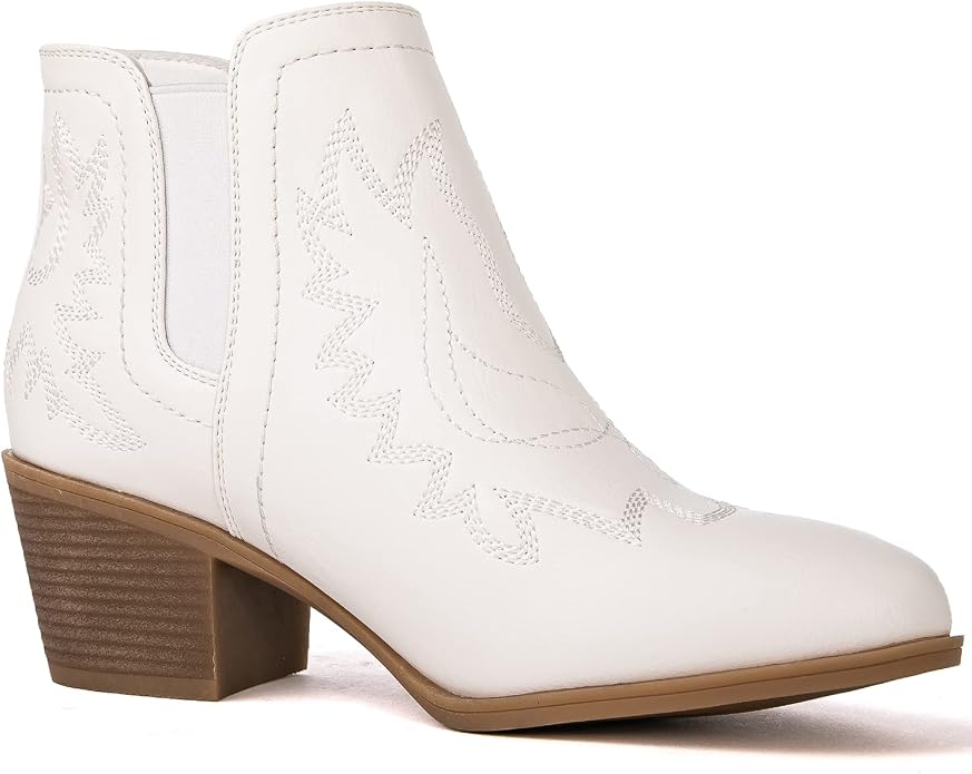 21yy01 White