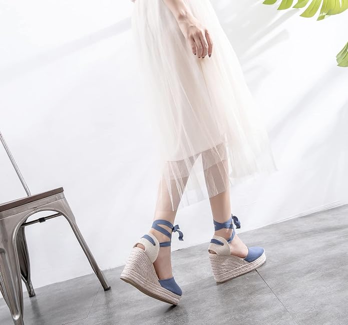 Blue Canvas-3\