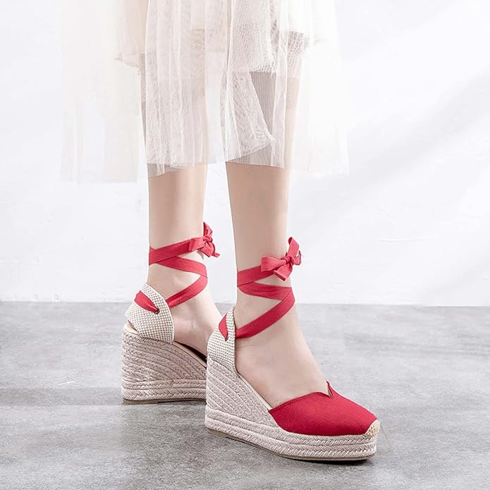 Red Canvas-3\