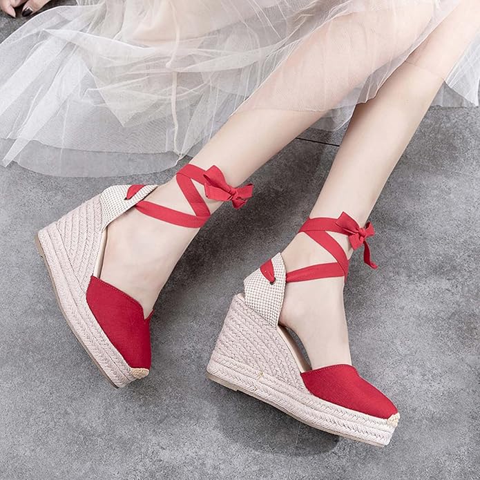 Red Canvas-3\
