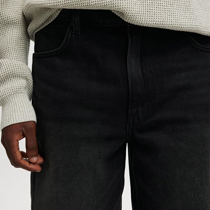 Baggy Black