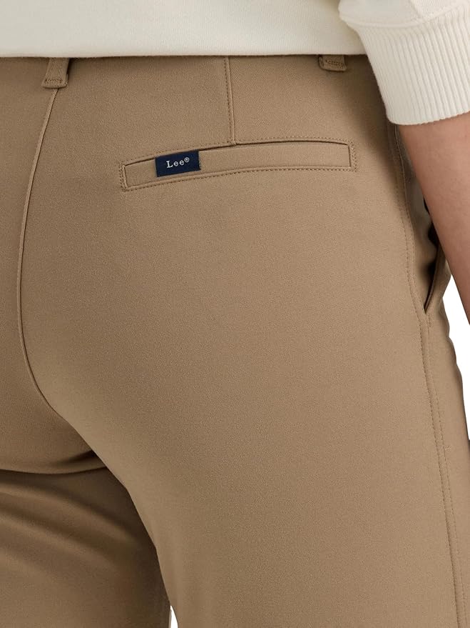 Oscar Khaki