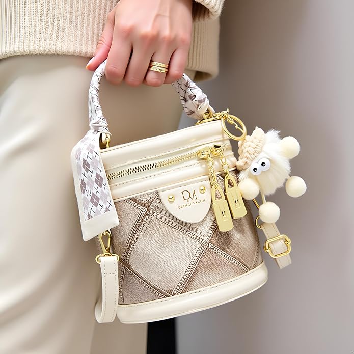 Latticed Beige