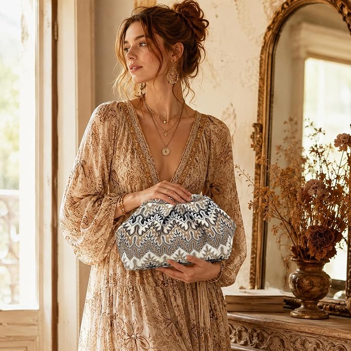 Beige White Moroccan Cloud Clutch